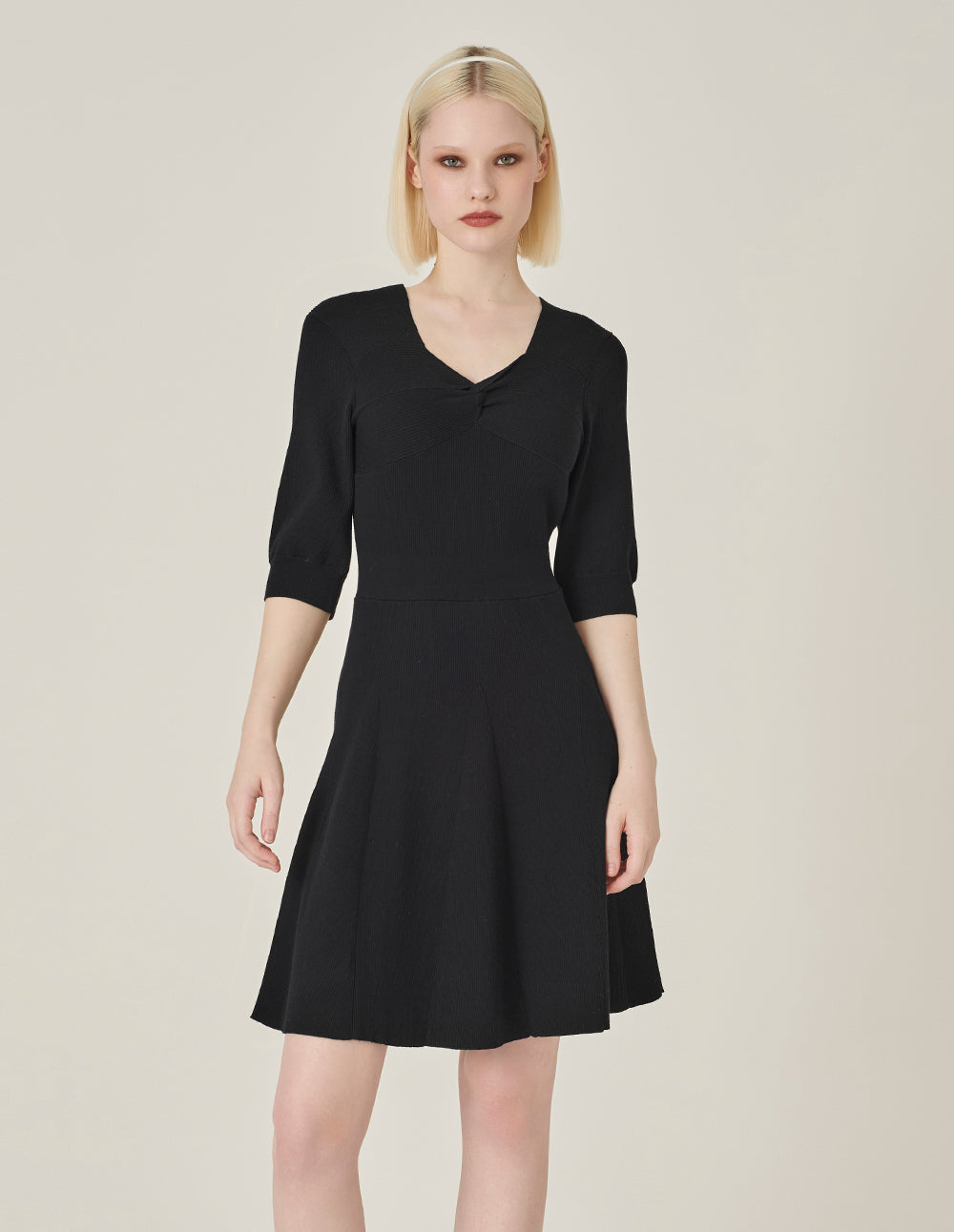 MARYLING Black V-Neck Mid-Sleeve Knitted Dress